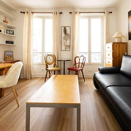 Well Located Apartment In Париж Экстерьер фото